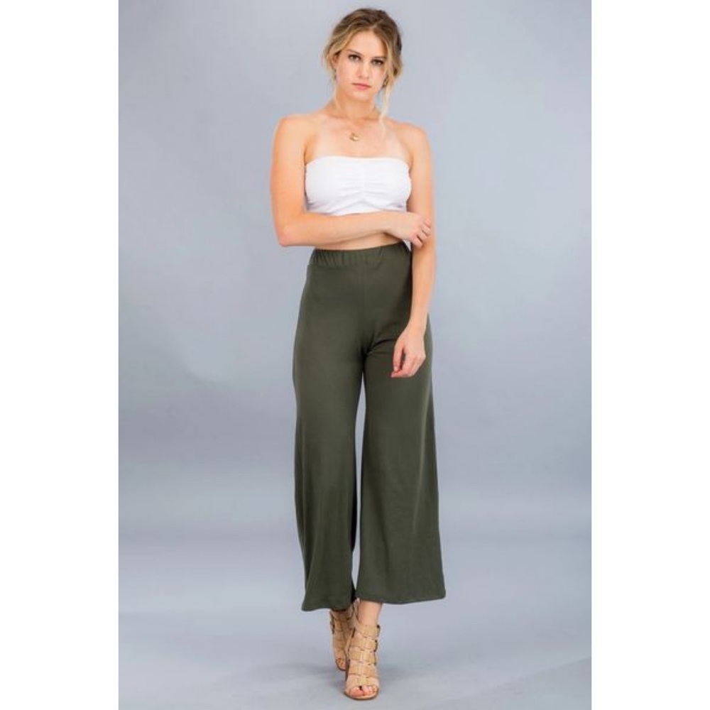 Flirty Solid Wide Leg Pants